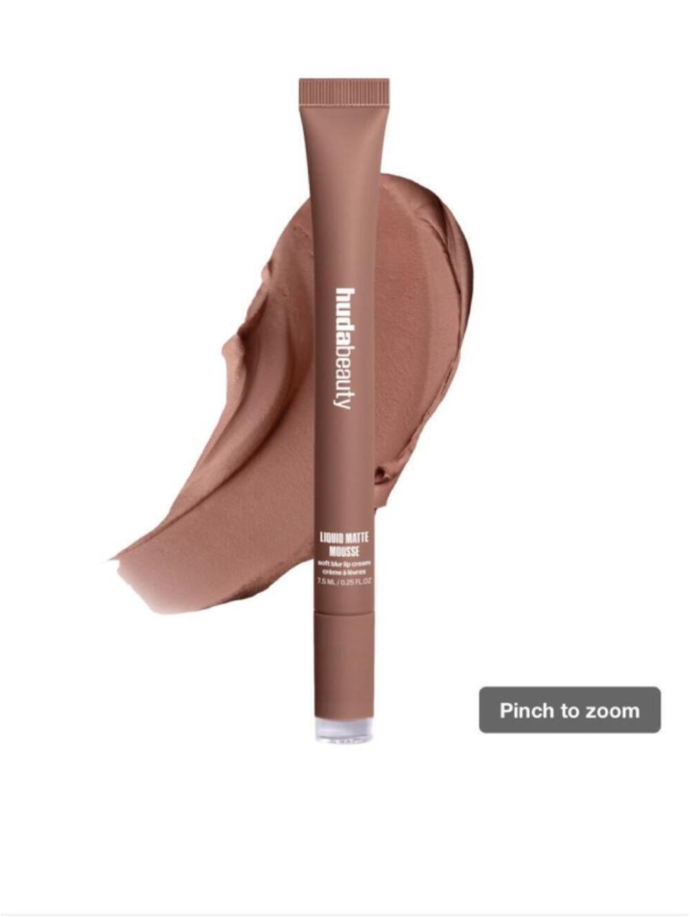 Huda Beauty Liquid Matte Mousse in shade mocha mauve